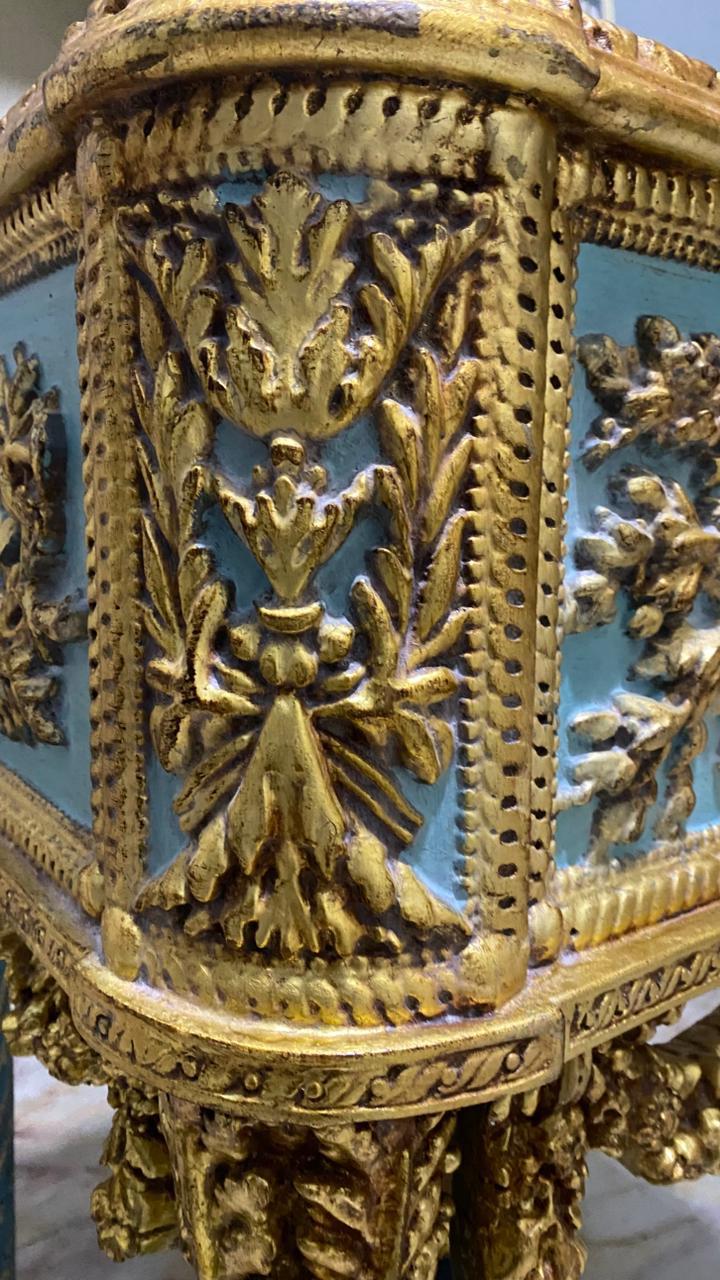 طاولة جانبية لويس السادس عشر | Royal French-Style Side Table – Louis XVI Guéridon